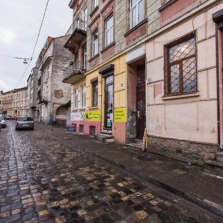 Квартира Подобово В Центрі На Вулиця Скорика 25 Колишня Чайковського Біля Філармонії ลวีฟ ภายนอก รูปภาพ